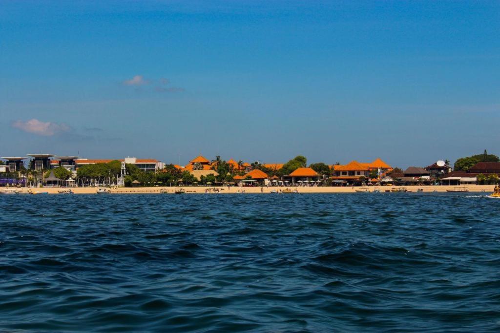 Matta Lodge Bali Jimbaran Екстериор снимка
